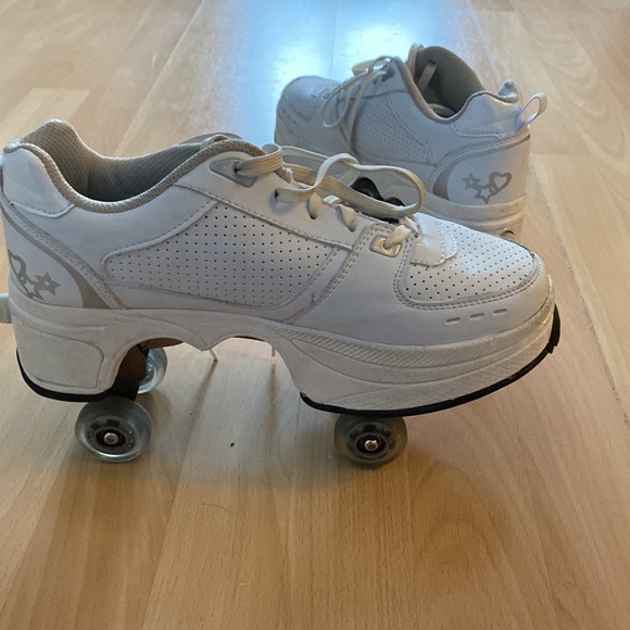 Roller shoes - Picture 3 of 4